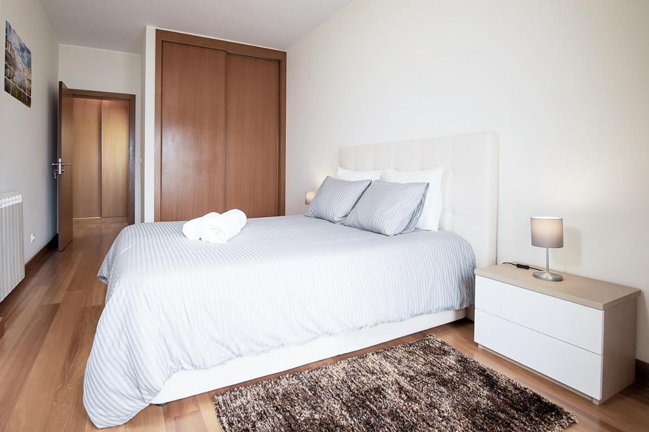 Апартаменты Aveiro Photo House - Bairro Calmo No Centro De Авейру Экстерьер фото