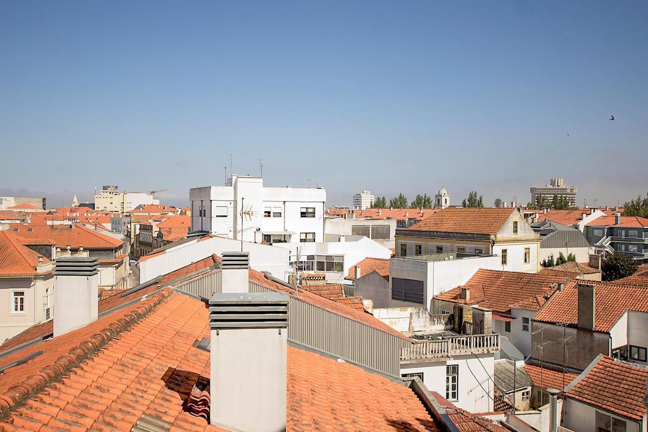 Апартаменты Aveiro Photo House - Bairro Calmo No Centro De Авейру Экстерьер фото